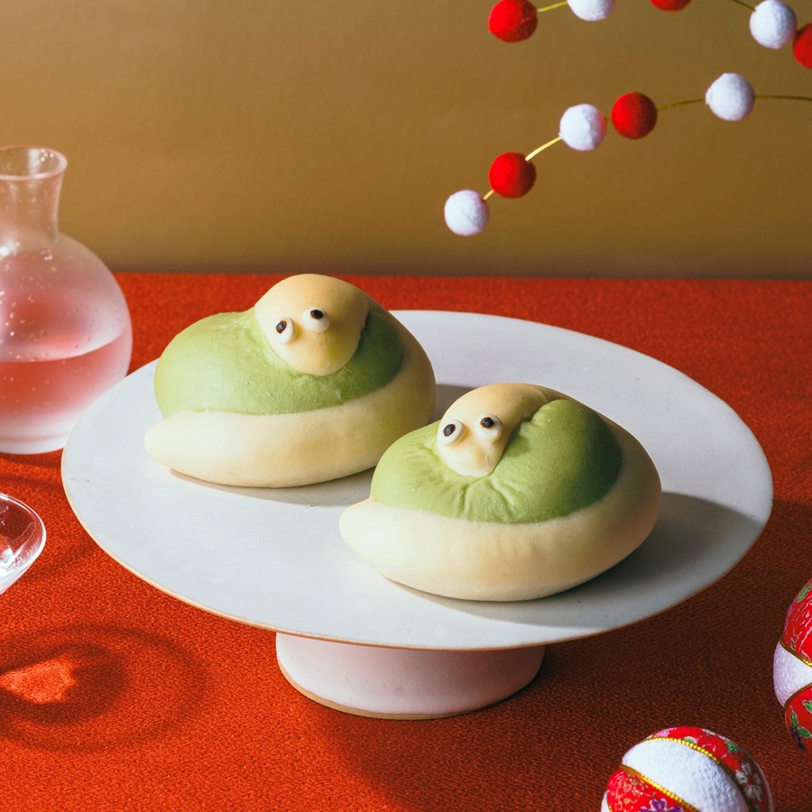 へびがパンになって登場！　新商品6種類を直営店にて1月1日発売開始【木村屋總本店】