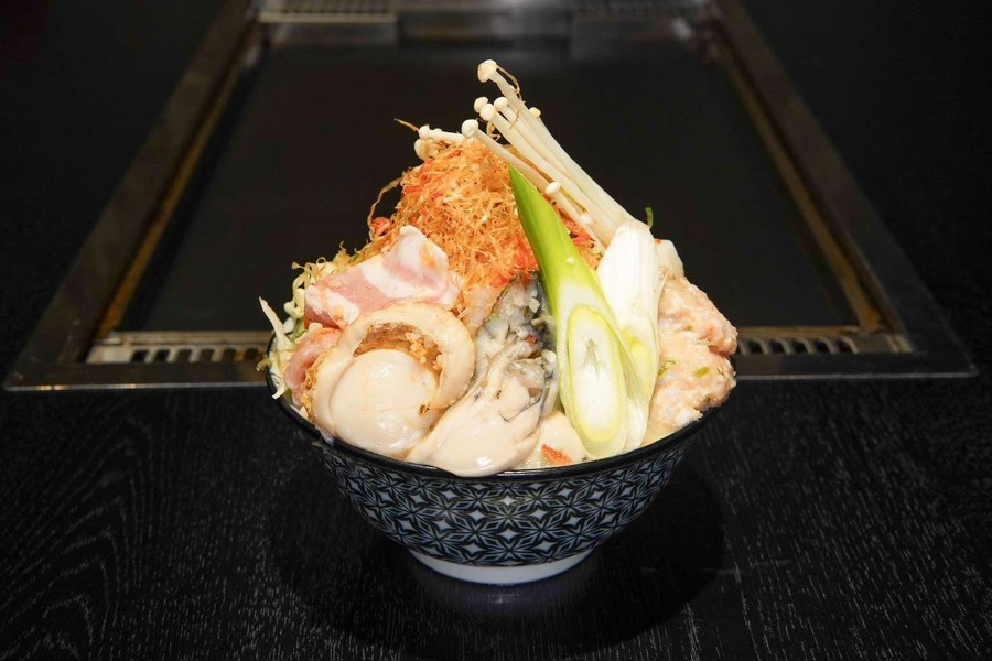 スカイツリー前に1/11に新規オープン！「もんじゃ伝次」が土俵を再現した席で魅力を発信