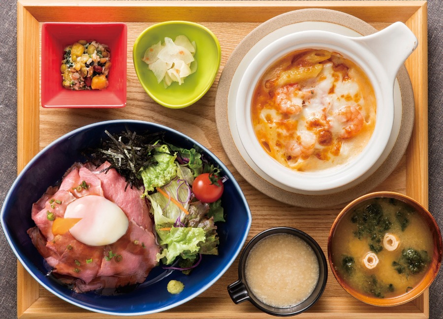 半額！最大385円引き！盛りだくさん「すかいらーくアプリ」お年玉クーポン（1/7-22）