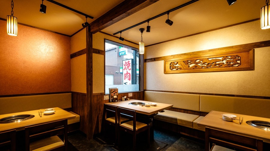 「肉問屋直送 焼肉万里」が10周年キャンペーン開催！手切り焼肉をお得に堪能