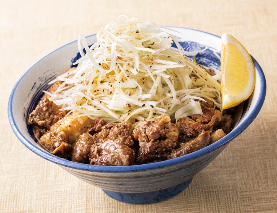 肉めし岡もと、新メニュー3種「肉厚レバテキ」など登場(1/22～)