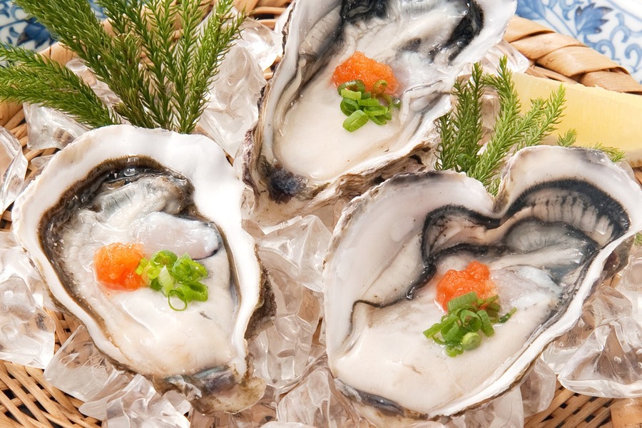 合計106店舗で1個100円！「今だけ！兵庫県産生牡蠣破格値」キャンペーン(2/1-28)