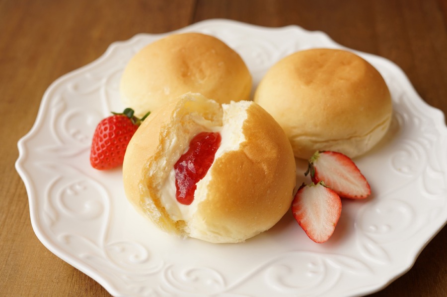 【オンライン限定販売】八天堂、20種のスイーツパン詰合せ登場！