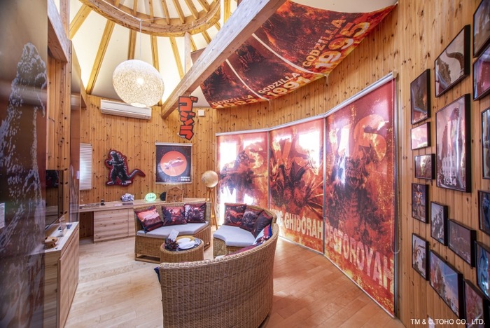 【ゴジラ迎撃作戦】全長120mの実物大ゴジラと絶叫体験！春のジップラインキャンペーン開催！2人で挑戦してSNS投稿で特典ゲット