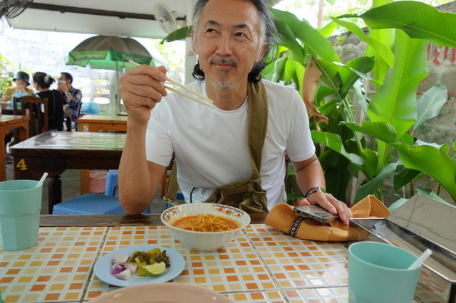 （左から）のりさん、ゆりさん（C）定年男子
