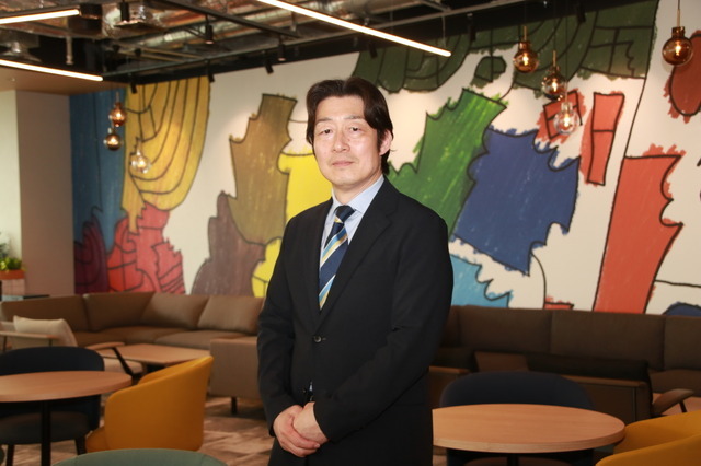 ミドルシニア労働市場スペシャリストの石井宏司氏【撮影／平木昌宏】