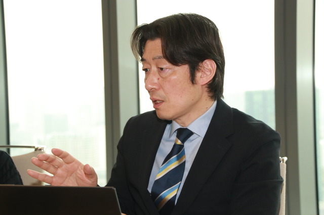 ミドルシニア労働市場スペシャリストの石井宏司氏【撮影／平木昌宏】