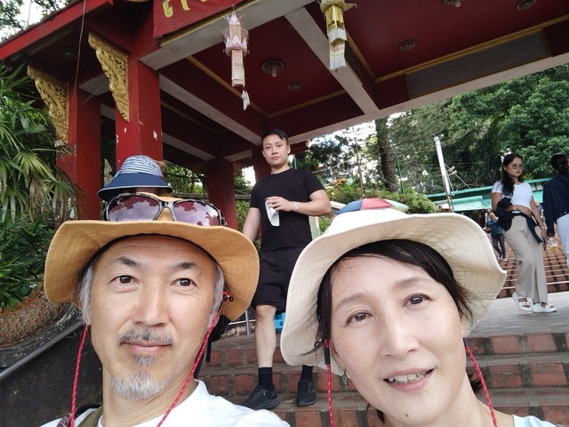 （左から）のりさん、ゆりさん（C）定年男子