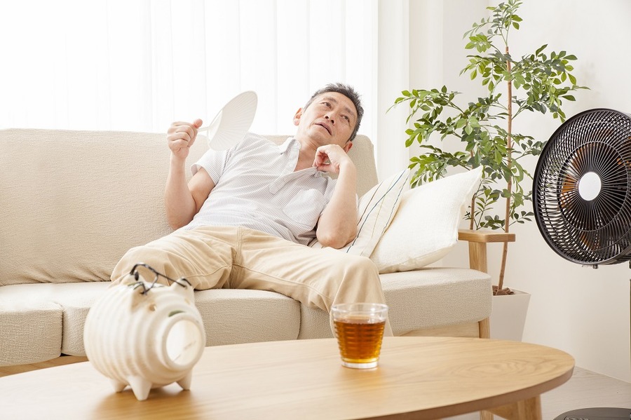 暑くなるのに…電気料金またも値上げ！　節電対策がまだでしたら、この2つをお試しください。
