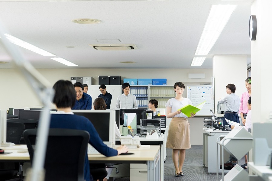 【消費税の課税有無】出向と労働者派遣との違いは？