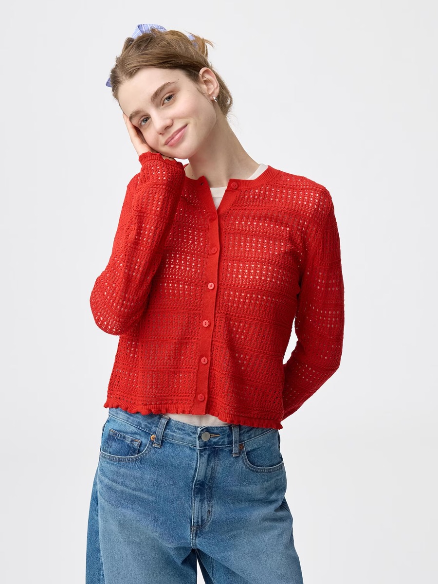 【GU】4月23日までのSALE情報｜透かし編みカーディガン・半袖サテンパジャマ1,900円など期間限定で特別価格！