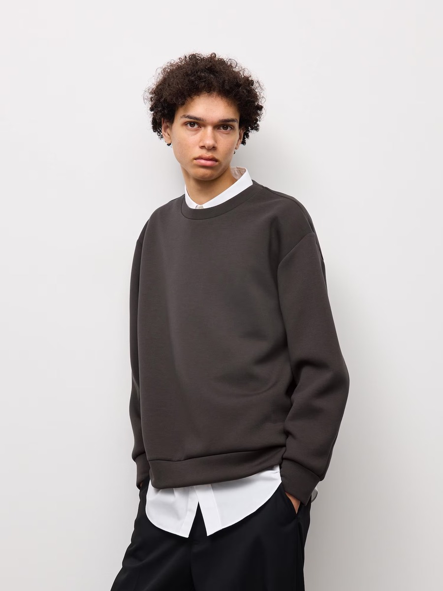 【GU】10/8までのSALE情報｜カーディガン1,990円・スウェットT1,290円など秋服が最大1,000円お得