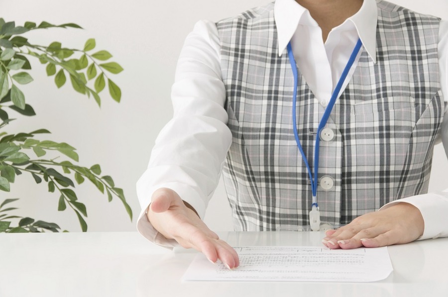 【保険】再婚したのに受取人は前妻、「がん」を妻に秘密にしたいのに受取人が妻…「受取人」トラブル事例と対処法。