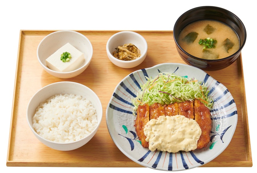 やよい軒、10月12日(月)から11月1日(日)まで公式アプリで定食が50円引き 週替わりで6種類が対象