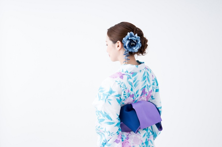 【動画で解説】浴衣はコツをつかめば、難しくない。選び方、着付けやヘアアレンジ、洗濯方法もわかりやすく紹介します。
