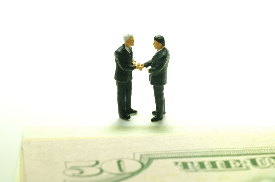 外貨建て資産は海外で保管される。運用や保管を担当する金融機関も確認することが大切です。