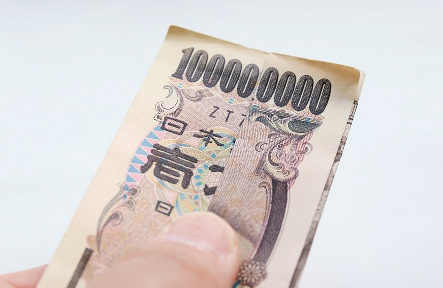 個人投資家が夢見る「億り人」　投資スタンスやトレードの傾向を分析してわかった3つのこと。