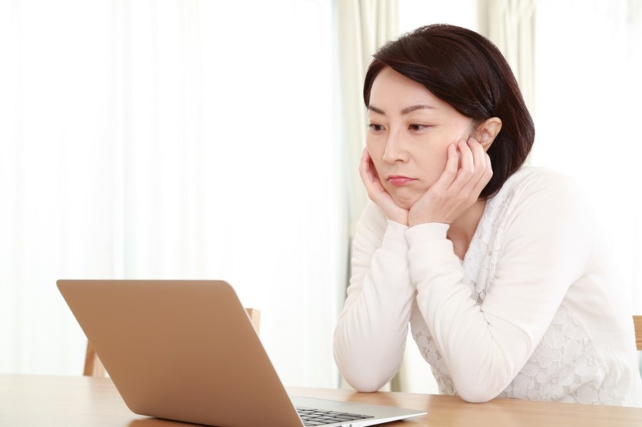 1年前に知識ゼロの主婦が始めた株投資。チャートを読めるとは言い難いが、株全体の評価損益＋20%前後という結果です。