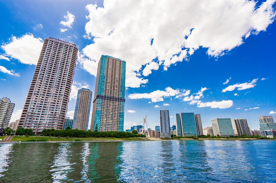 超低金利だからマンションは買い時なのか？　価格や金利を比較して徹底分析した結果、「真の買い時」とは。