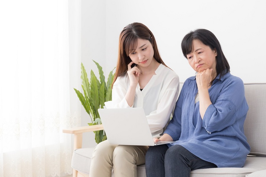 あなたにはどちらが向いている？　「奨学金」VS「国の教育ローン」6つのチェック項目で判定しよう