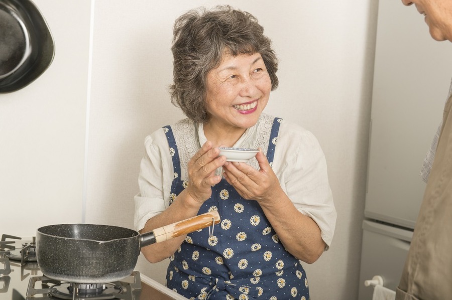 高齢者夫婦2人暮らしの私たちが「冷凍専用庫」を買いました。時短や節約、体調の悪い時などに大活躍です。