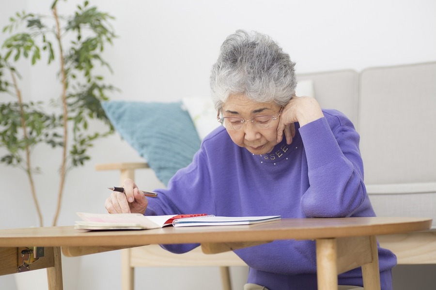 年金の請求受付をしている筆者より　「宙に浮いた年金記録」はまだまだあります。できるだけ早く年金事務所で記録の確認を