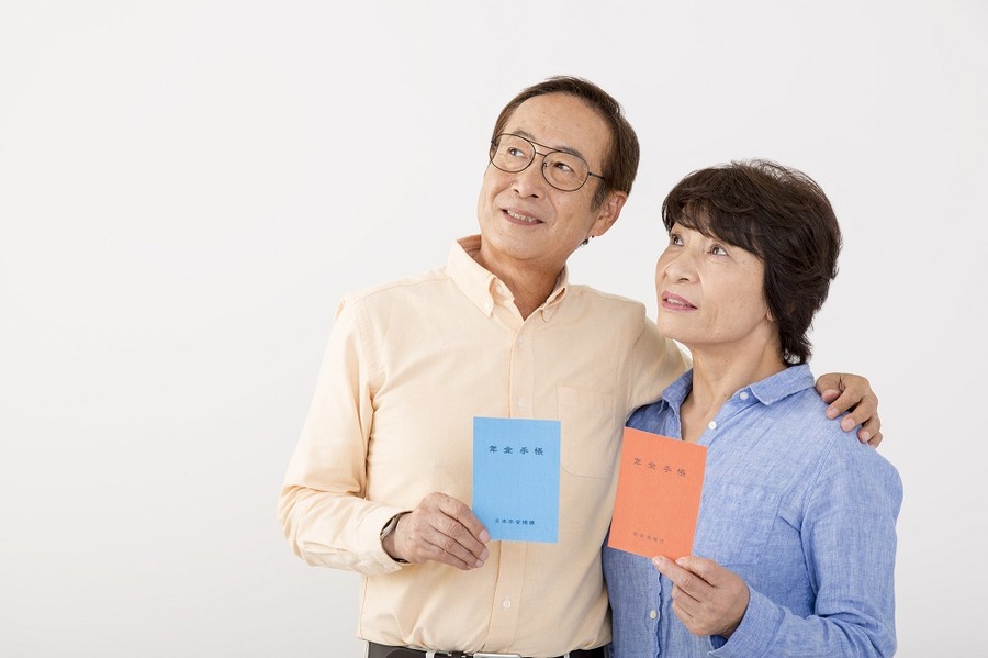 【年金前倒しのメリット＆デメリット】60歳から受給するために繰り上げたら、総受給額や他の年金にどのような影響があるのか？