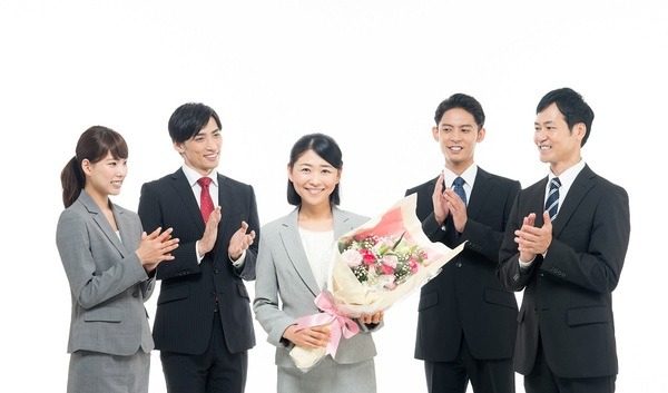児童扶養手当を5年以上もらっている人が退職する時は「適用除外申請」も視野に入れて予定を組もう