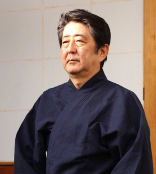 過去10年3回の衆議院総選挙から「選挙関連銘柄4社」の動きを分析してみました。