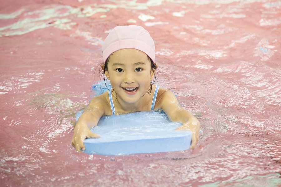 みんなどのくらいかけてるの？　保育園と幼稚園を比較した場合の教育費・習い事にかける費用について