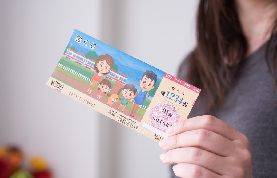 「これが株主優待？」気になった2社の優待は「宝くじ」と「ビットコイン」でした。
