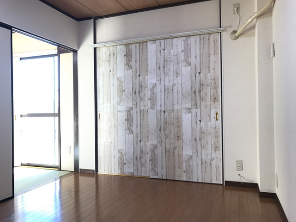 大家が節約DIYでモテルームを作りました　空室ゼロを目指し、成約率アップへつながった工夫を紹介（ビフォーアフターの写真アリ）