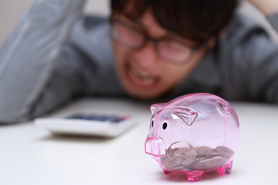 銀行の皮を被った消費者金融　「銀行カードローン破綻増加」の裏事情