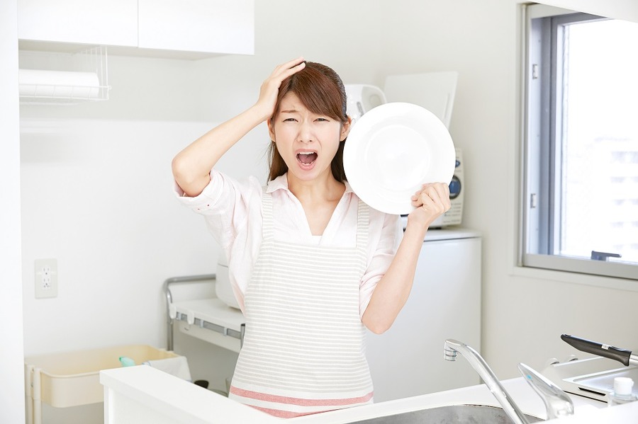 【オシャレ100均セリア】乱雑だったキッチンがおしゃれなカフェ風に変身！　筆者のオススメ収納グッズ