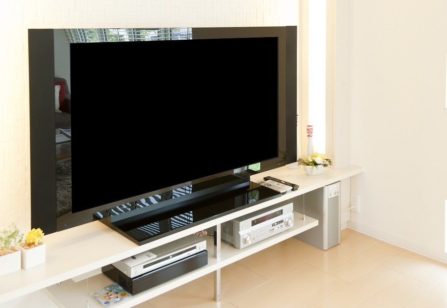 10年前のテレビは本当に買い替えるべきなのか？　「消費電力・年間電気代」を徹底的にチェックしてみました