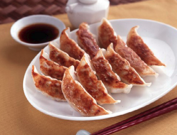 特大サイズでおもてなし。 焼き物、揚げ物 、煮物ケーキ、お菓子、お酒…BIGな業務用食品を紹介します。