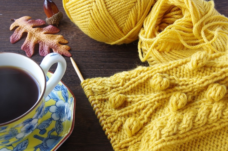 100均グッズで作るネックウォーマー（スヌード）　自分で作る編み物の注意点も