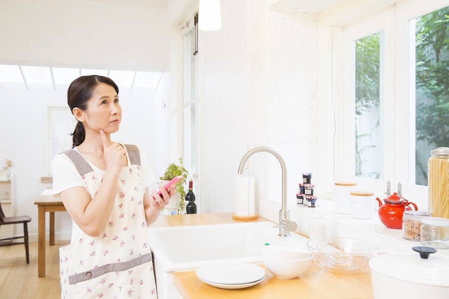 【野菜高騰 VS ベテラン主婦】カサ増し、時短に便利な野菜が高騰。食費の節約術を5つ提案します。