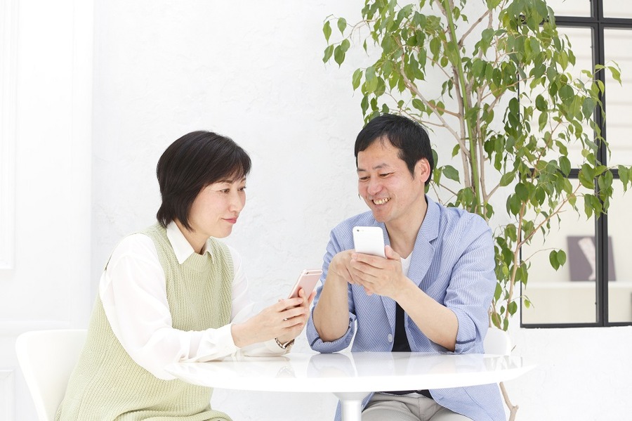 【2018年版】会社員の夫＋個人事業主の妻　個人事業主の妻が「扶養の範囲内」で働くには？