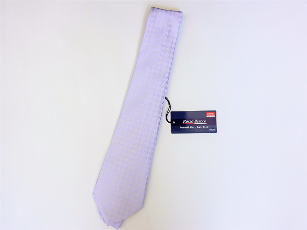 ダイソーの「100円ネクタイ」は3秒に1本売れている　なかでもおススメはこれ