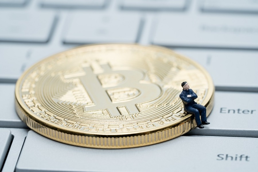仮想通貨は？
