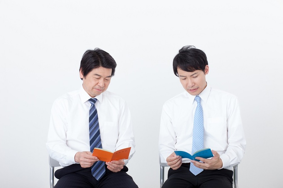 年金、年末支給