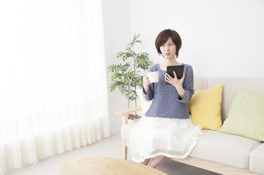 雑誌やマンガの読み放題　メリット、デメリット