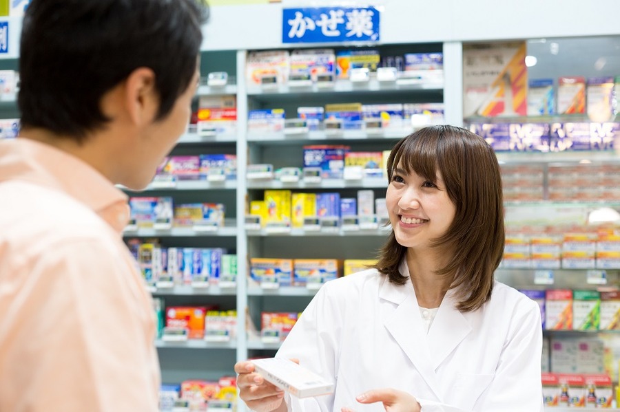 登録販売者