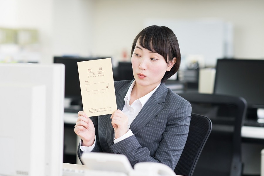 初給料