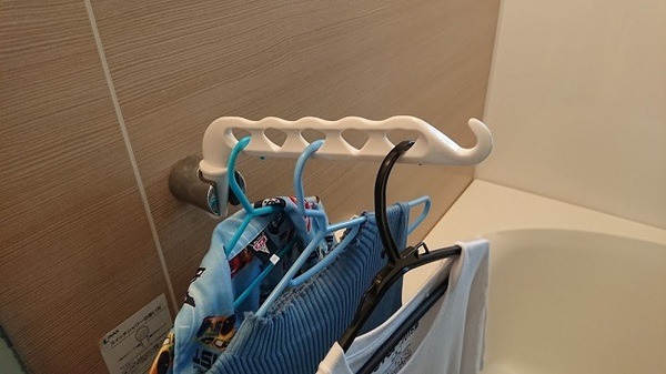 実際に使ってみた「シャワーホルダー用ランドリー浴室フック」