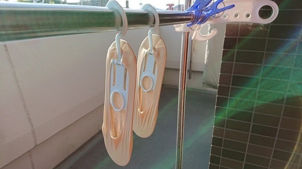 実際に使ってみた「パンプスソックスハンガー」 (1)