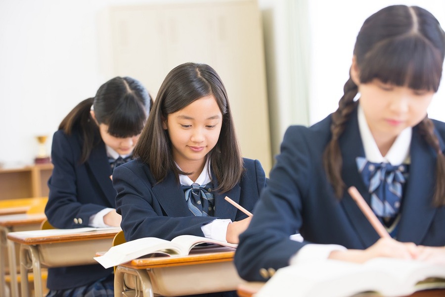私立小・中学校へ子どもが進学した家庭