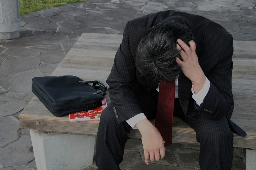 親御さんの会社のリストラと倒産問題