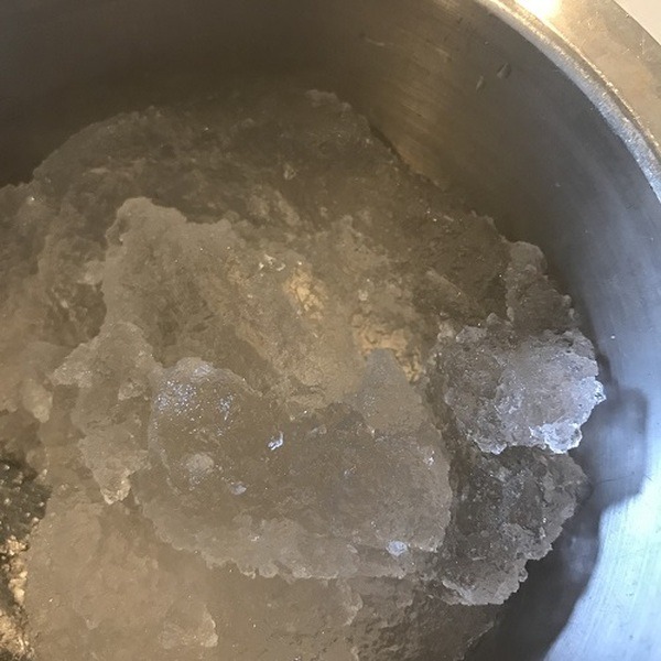 トイレや玄関の「嫌な臭い」をお金をかけずに撃退！　家にあるものを使って5分で作れる消臭剤3つ